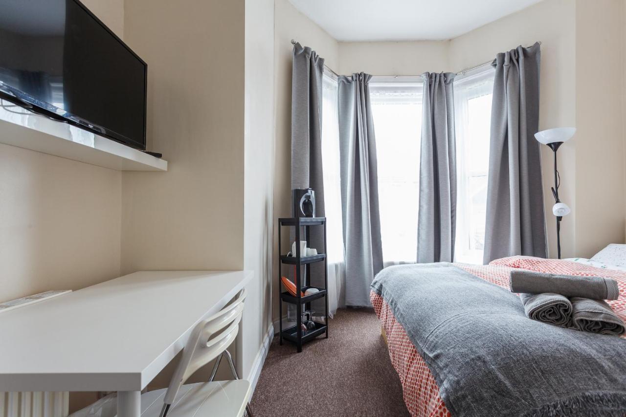Shirley House 1, Guest House, Self Catering, Self Check In With Smart Locks, Use Of Fully Equipped Kitchen, Walking Distance To Southampton Central, Excellent Transport Links, Ideal For Longer Stays Eksteriør bilde
