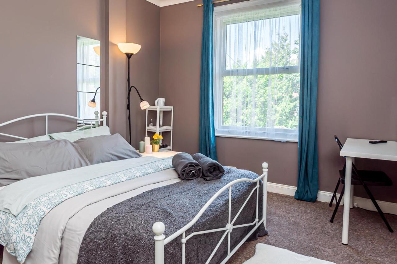 Shirley House 1, Guest House, Self Catering, Self Check In With Smart Locks, Use Of Fully Equipped Kitchen, Walking Distance To Southampton Central, Excellent Transport Links, Ideal For Longer Stays Eksteriør bilde