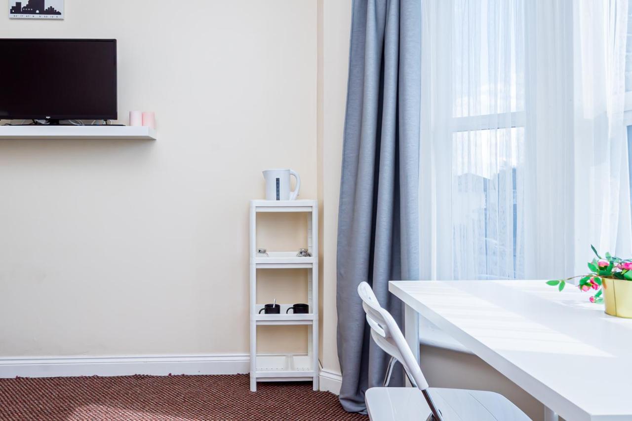 Shirley House 1, Guest House, Self Catering, Self Check In With Smart Locks, Use Of Fully Equipped Kitchen, Walking Distance To Southampton Central, Excellent Transport Links, Ideal For Longer Stays Eksteriør bilde