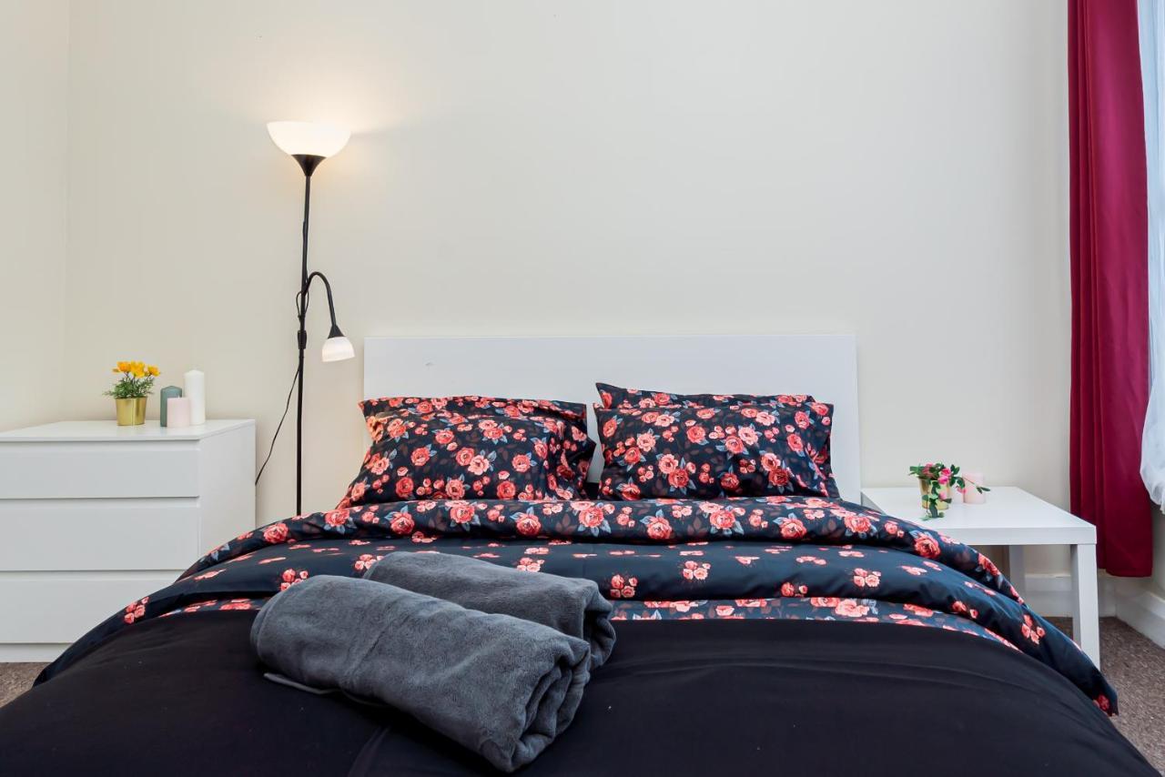 Shirley House 1, Guest House, Self Catering, Self Check In With Smart Locks, Use Of Fully Equipped Kitchen, Walking Distance To Southampton Central, Excellent Transport Links, Ideal For Longer Stays Eksteriør bilde