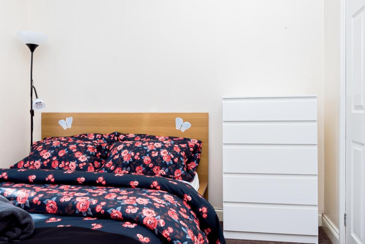 Shirley House 1, Guest House, Self Catering, Self Check In With Smart Locks, Use Of Fully Equipped Kitchen, Walking Distance To Southampton Central, Excellent Transport Links, Ideal For Longer Stays Eksteriør bilde