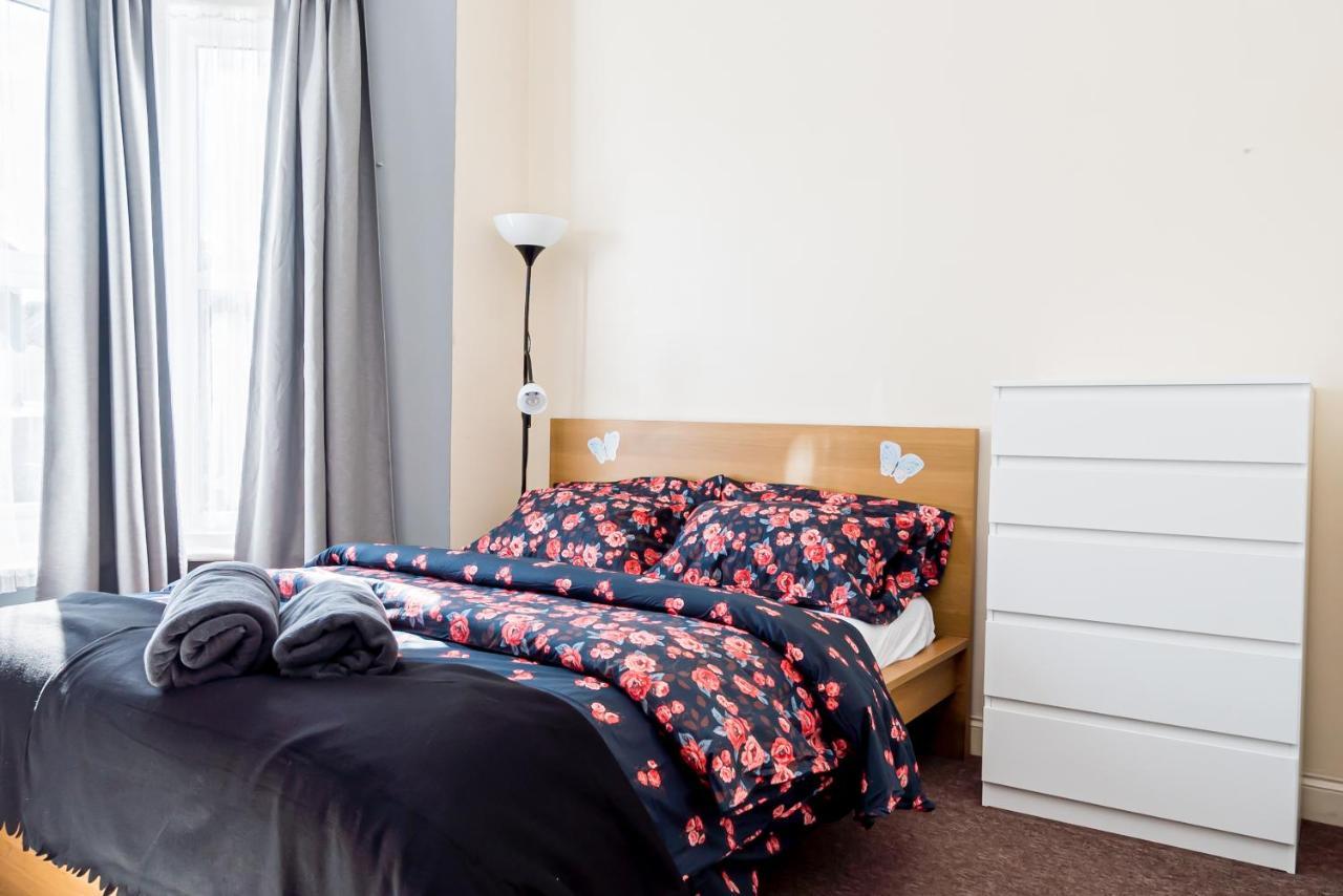 Shirley House 1, Guest House, Self Catering, Self Check In With Smart Locks, Use Of Fully Equipped Kitchen, Walking Distance To Southampton Central, Excellent Transport Links, Ideal For Longer Stays Eksteriør bilde