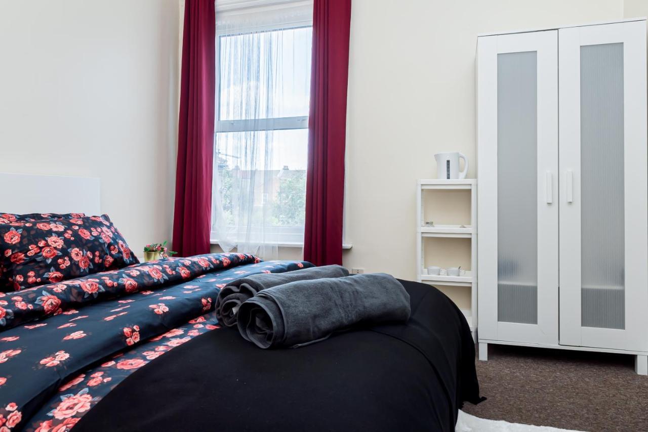 Shirley House 1, Guest House, Self Catering, Self Check In With Smart Locks, Use Of Fully Equipped Kitchen, Walking Distance To Southampton Central, Excellent Transport Links, Ideal For Longer Stays Eksteriør bilde