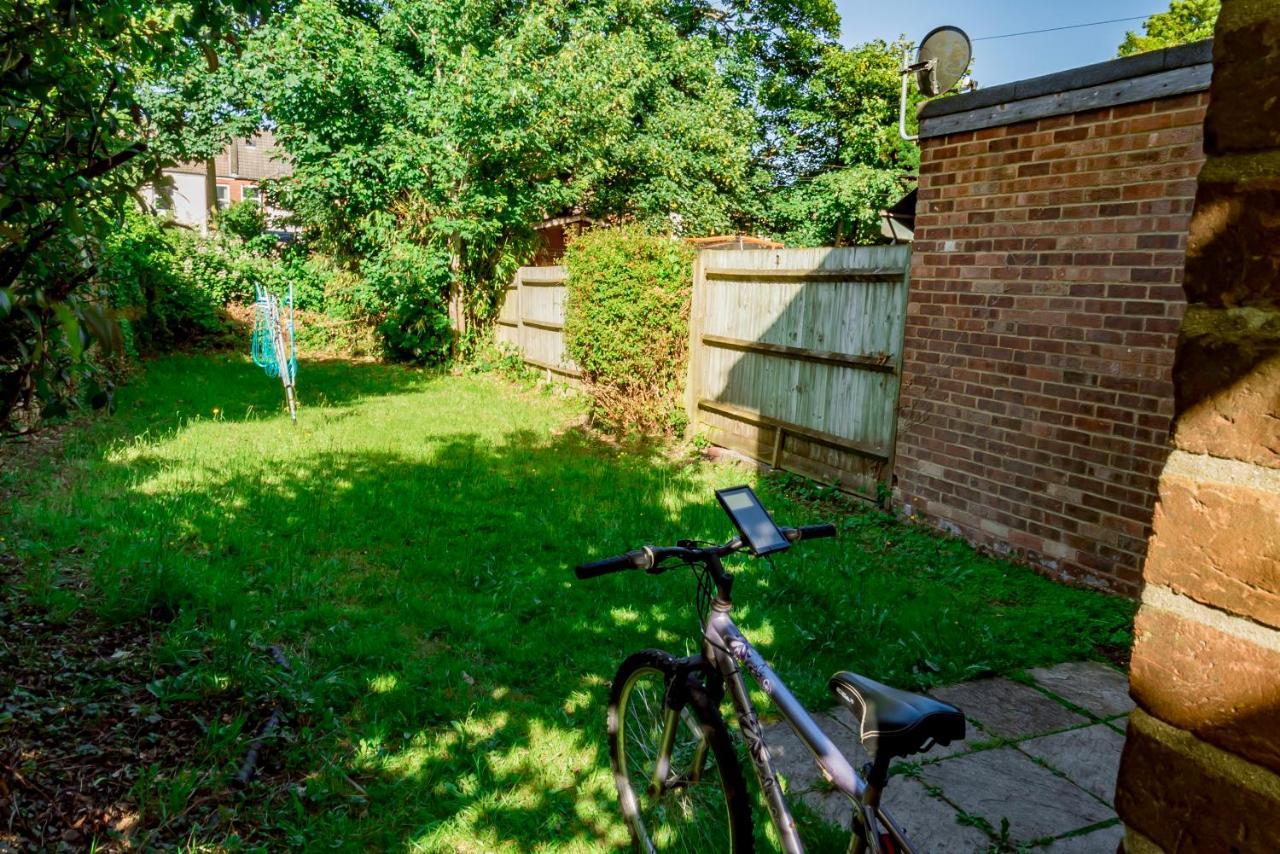 Shirley House 1, Guest House, Self Catering, Self Check In With Smart Locks, Use Of Fully Equipped Kitchen, Walking Distance To Southampton Central, Excellent Transport Links, Ideal For Longer Stays Eksteriør bilde